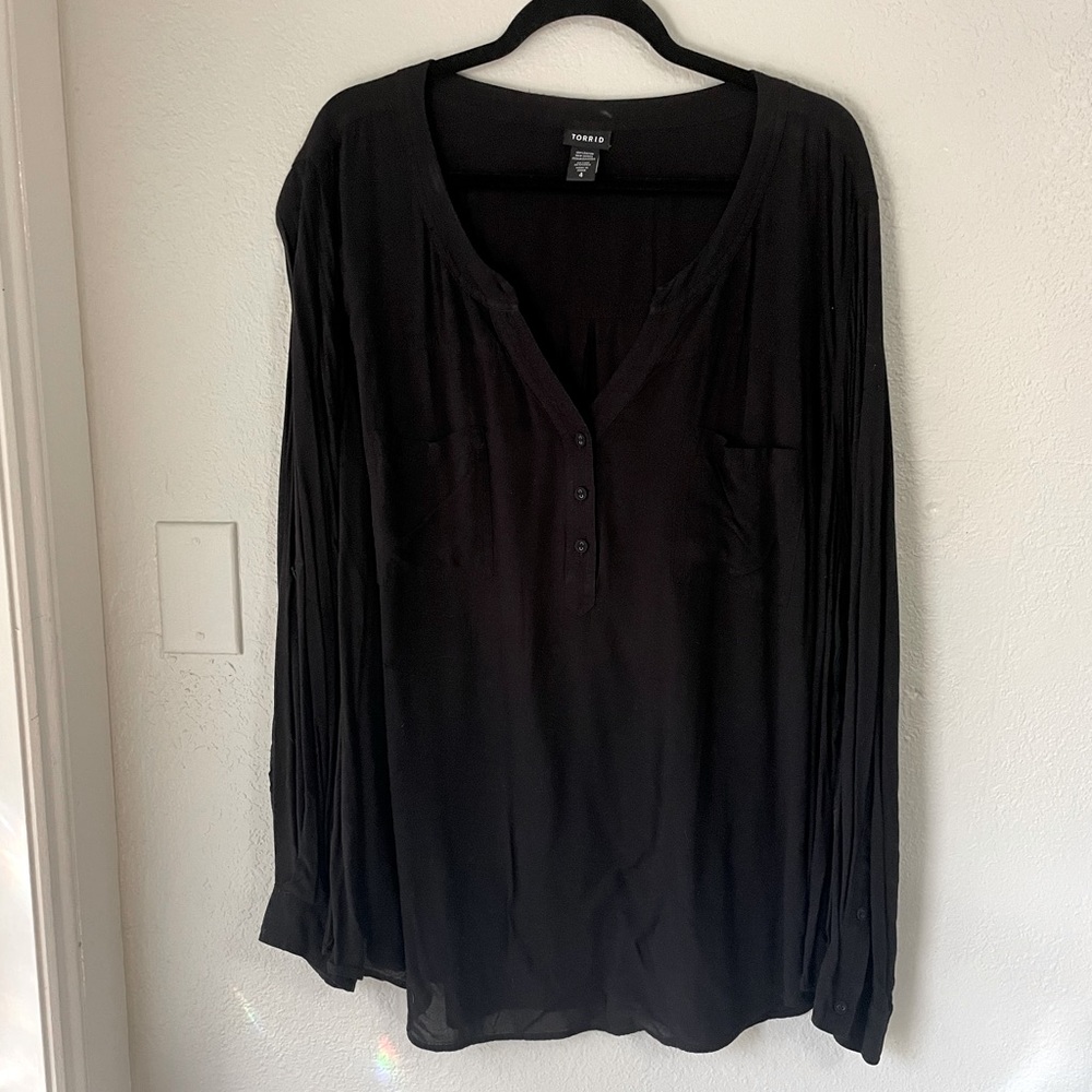 Torrid Georgette Pull Over Button Up - image 1
